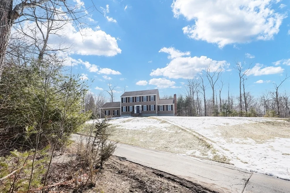 Unit for sale at 30 Chocolog Rd, Uxbridge, MA 01569