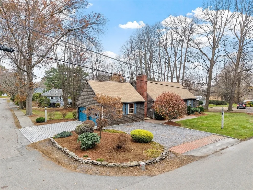 Unit for sale at 14 Ocean St, Manchester, MA 01944