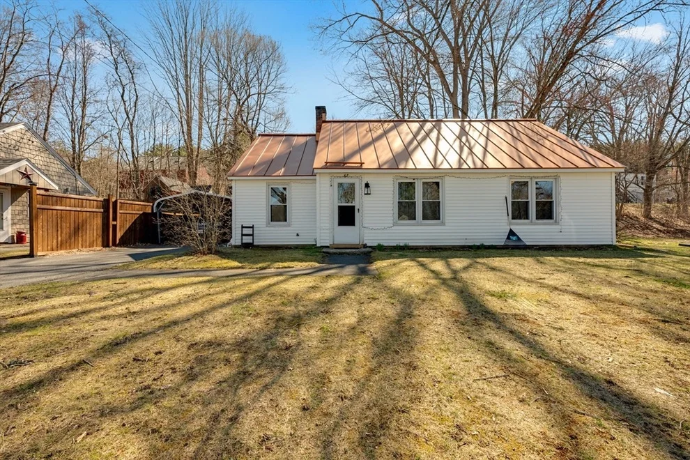 Unit for sale at 67 Anzio Rd., Athol, MA 01331