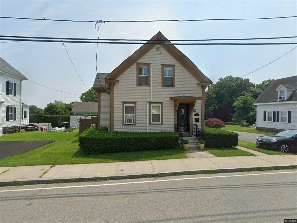 Unit for sale at 564 High St, Somerset, MA 02726