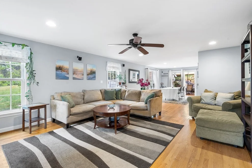 Unit for sale at 31 Lovells Ln, Mashpee, MA 02649