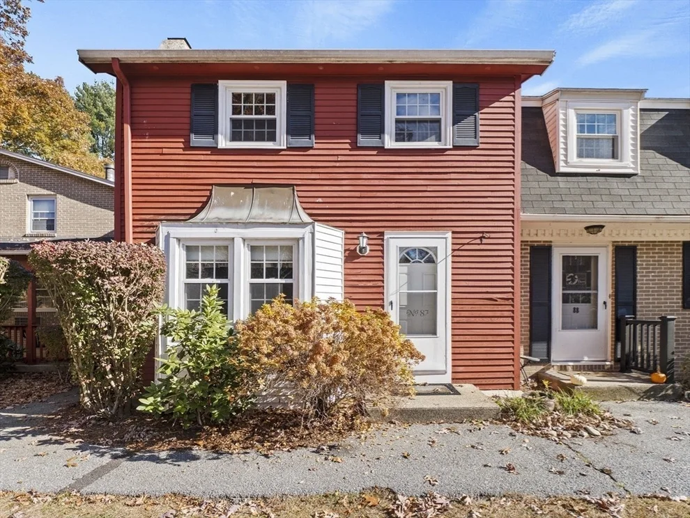 Unit for sale at 17 Cannongate Rd, Tyngsborough, MA 01879