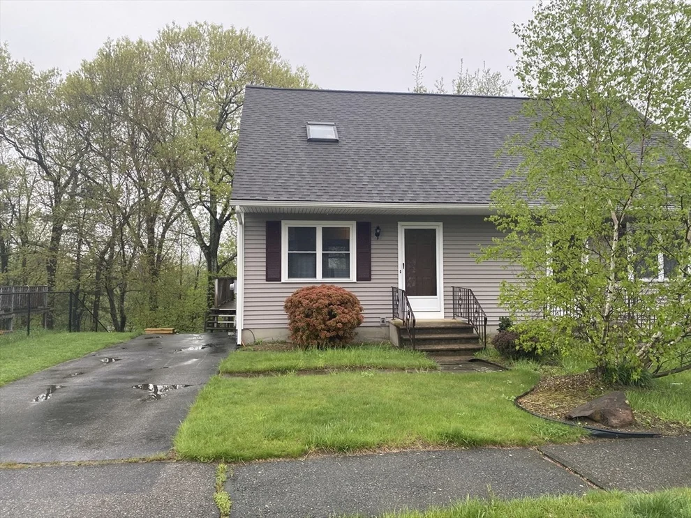 Unit for sale at 17 Timrod Dr, Worcester, MA 01603