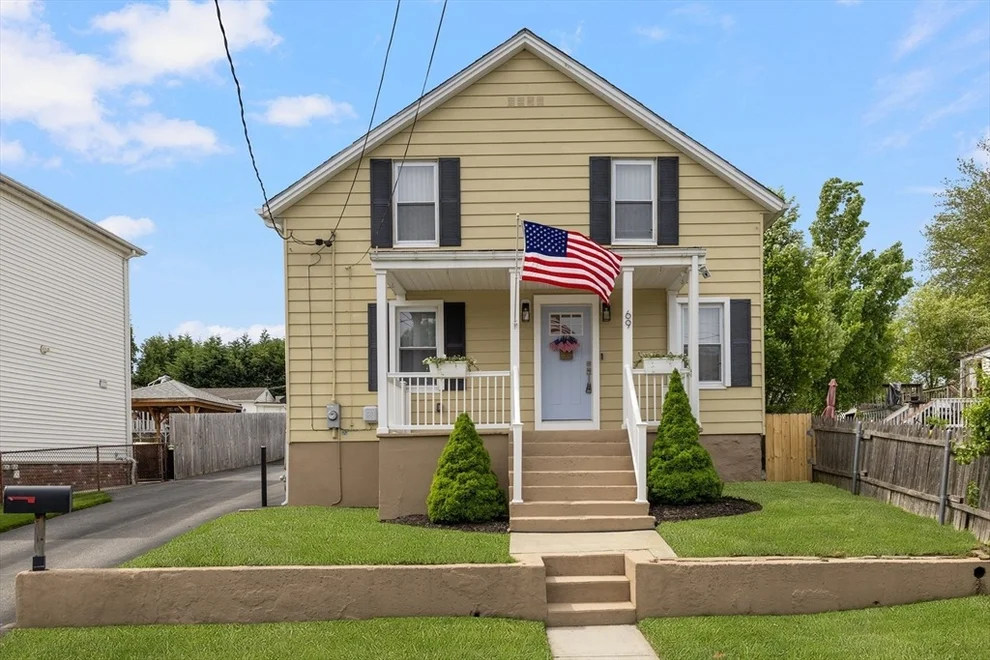 Unit for sale at 69 Denver St, Fall River, MA 02721