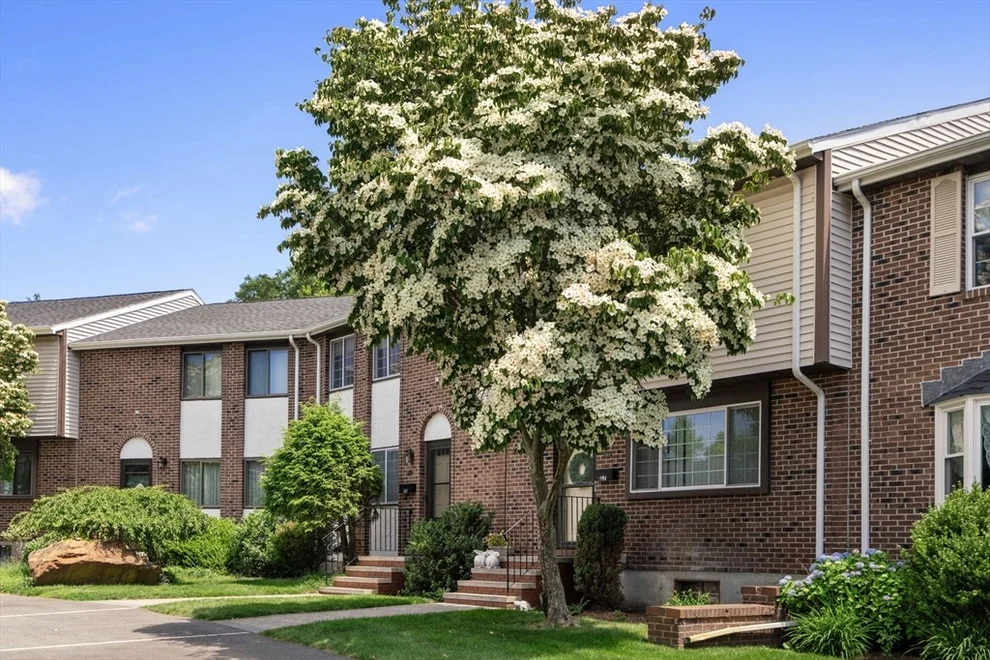 Unit for sale at 399 Pond Street, Braintree, MA 02184