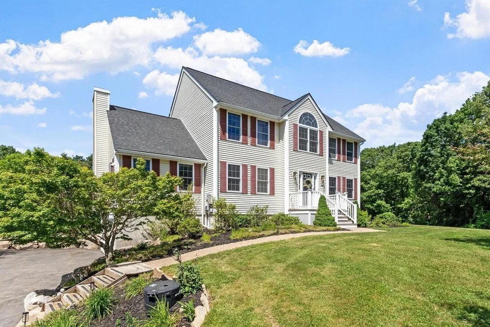 Unit for sale at 98 N End Rd, Townsend, MA 01469
