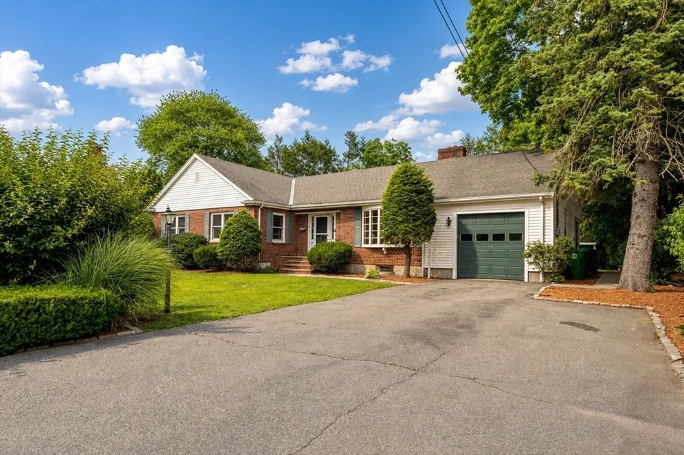 Unit for sale at 56 Brookdale Rd, Newton, MA 02460