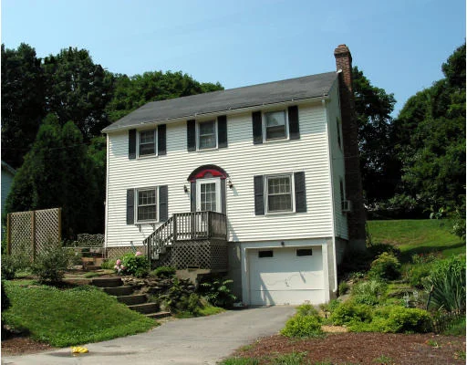 Unit for sale at 39 Tiverton Parkway, Worcester, MA 01602