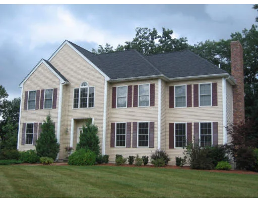 Unit for sale at 3 Heartwood St, Methuen, MA 01844