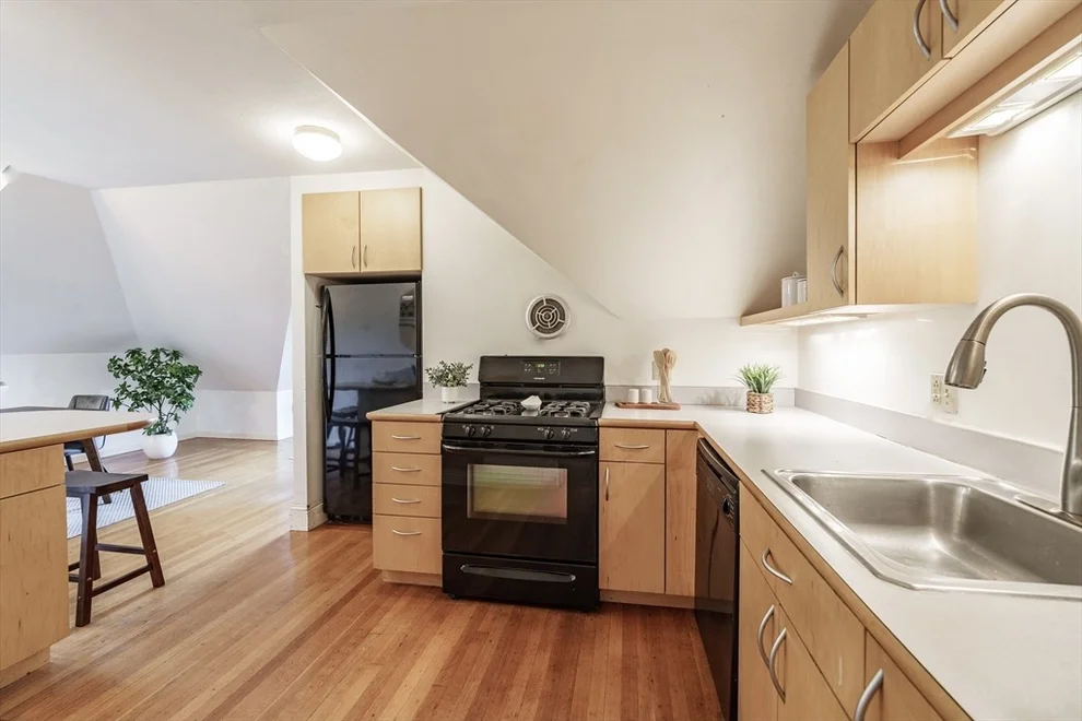 Unit for sale at 61 Crescent St, Northampton, MA 01060