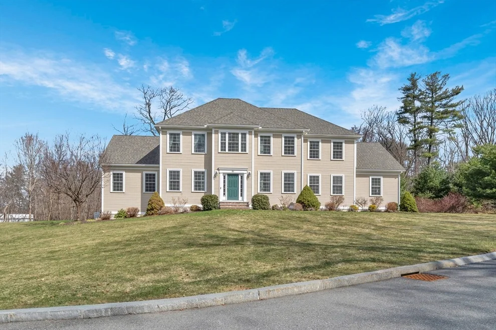 Unit for sale at 51 Stanton Way, North Andover, MA 01845