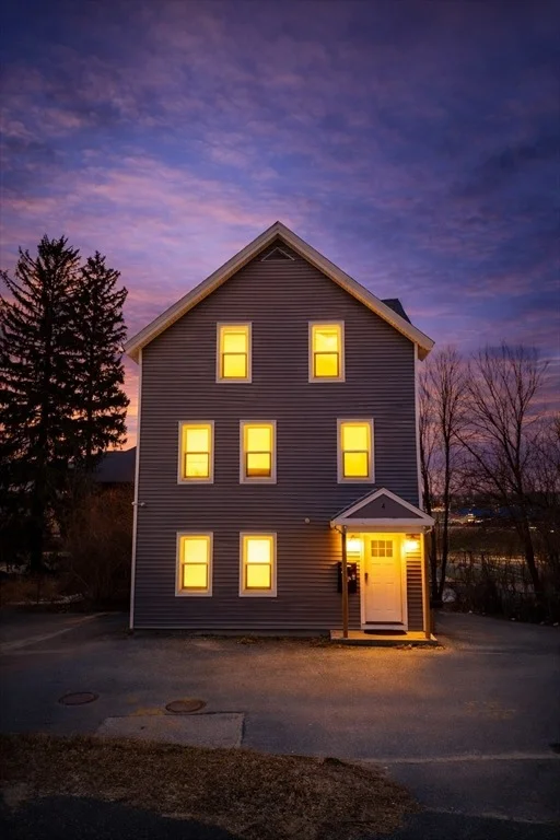 Unit for sale at 4 S Harlem St, Worcester, MA 01610