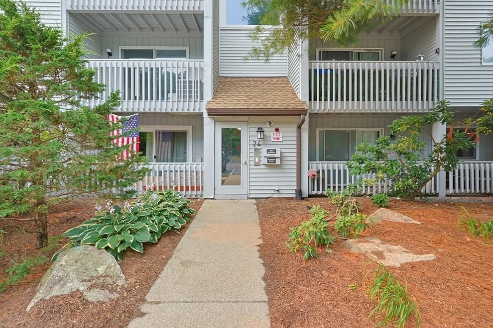 Unit for sale at 2403 Franklin Crossing Road, Franklin, MA 02038