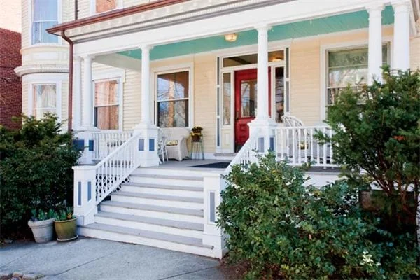 Unit for sale at 93 Perry St, Brookline, MA 02446