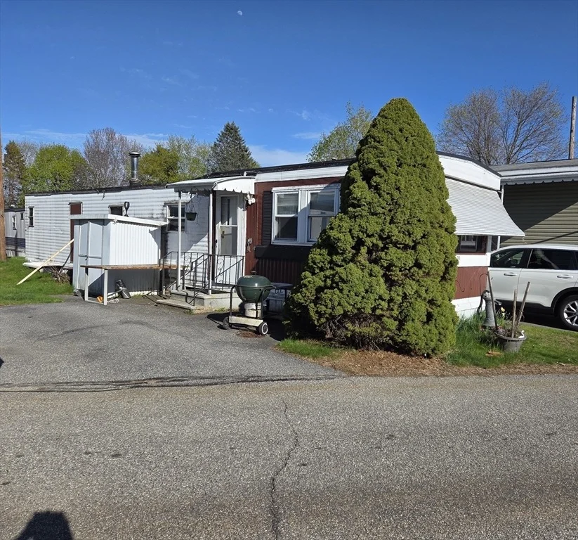 Unit for sale at 239 Ayer Rd, Littleton, MA 01460