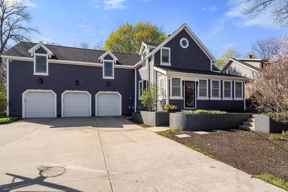 Unit for sale at 29 Park St, Saugus, MA 01906