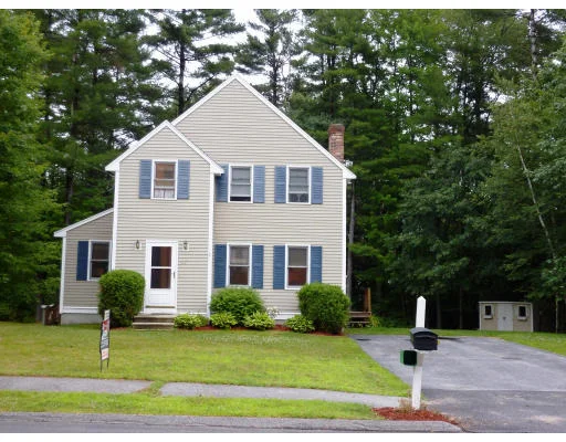 Unit for sale at 117 Fernwood Dr., Gardner, MA 01440