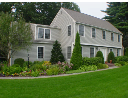 Unit for sale at 3 Penobscot Road, Natick, MA 01760