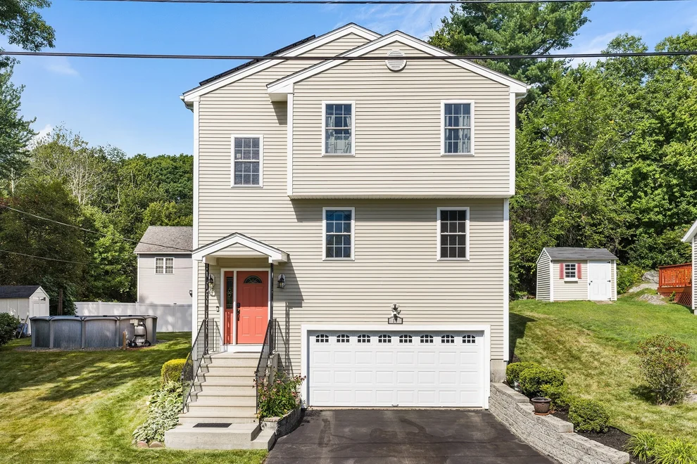 Unit for sale at 10 Egan Ave, Worcester, MA 01604