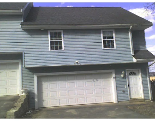 Unit for sale at 13 Clarkson St, Worcester, MA 01604