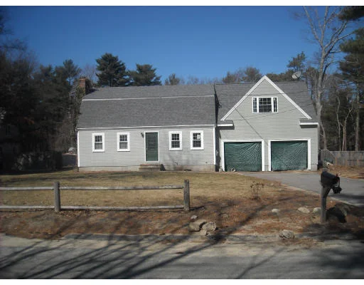 Unit for sale at 47 Davenport Rd, Plymouth, MA 02360