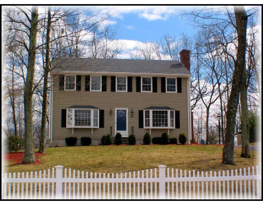 Unit for sale at 15 Ides Hill Ln, Attleboro, MA 02703