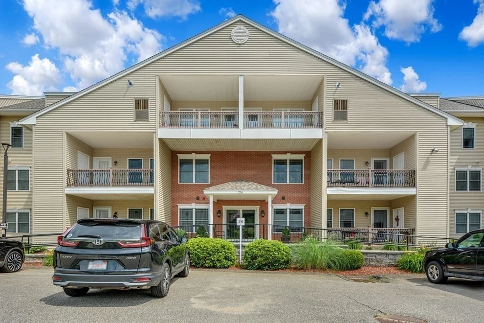 Unit for sale at 216 Reservoir St., Holden, MA 01520