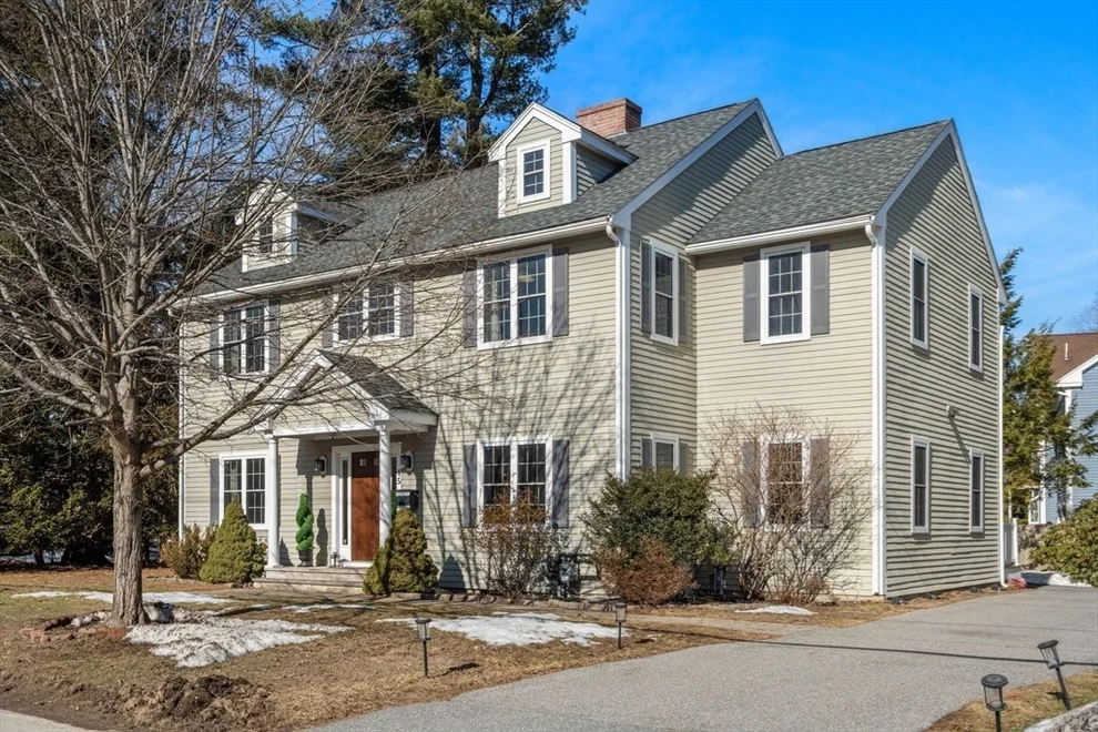 Unit for sale at 45 Kingsbury St, Wellesley, MA 02481