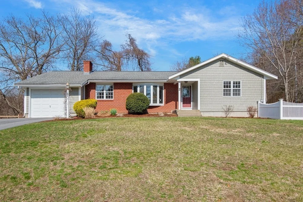 Unit for sale at 2 Fisher St, Northborough, MA 01532
