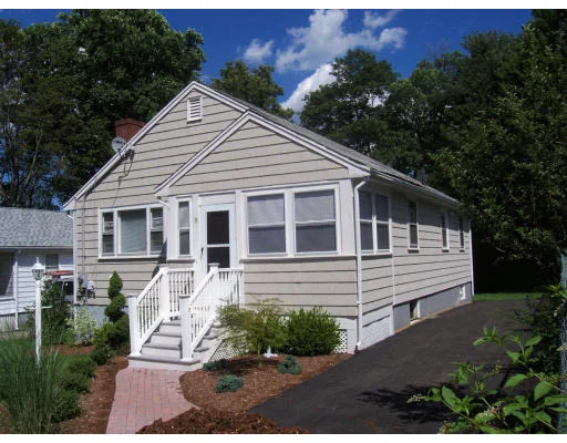 Unit for sale at 9 Thompson Road, Braintree, MA 02184