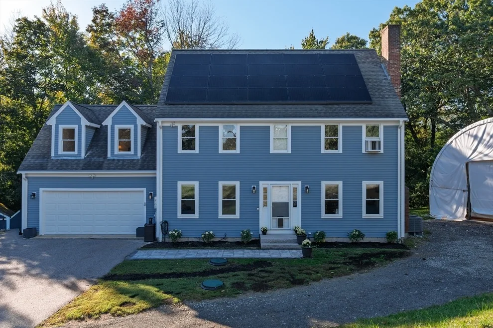 Unit for sale at 17 Sears Rd, Weymouth, MA 02190