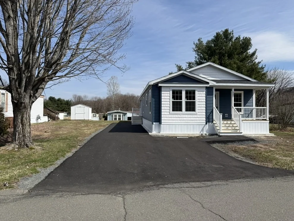 Unit for sale at 11 Annies Way, West Springfield, MA 01089