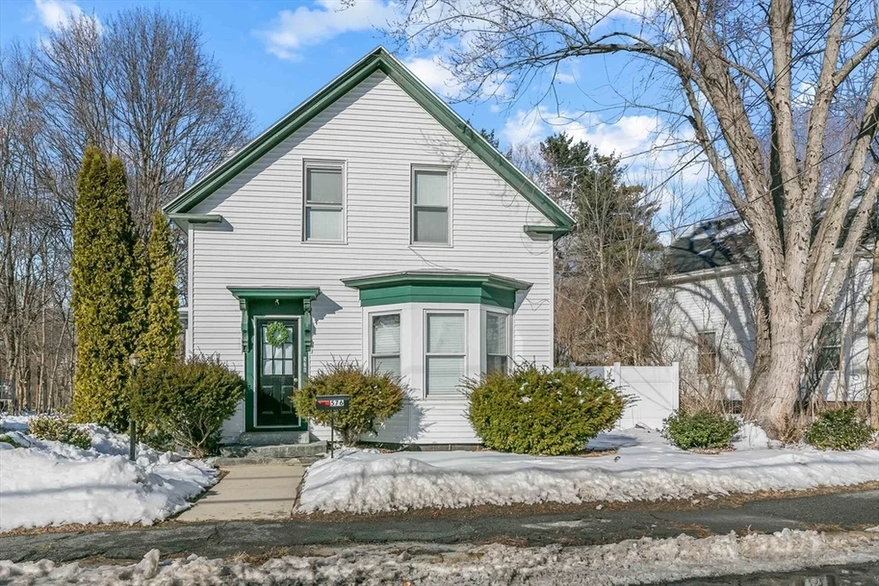 Unit for sale at 576 Crescent St, Athol, MA 01331
