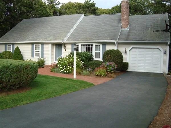 Unit for sale at 50 Schooner Dr, Harwich, MA 02646