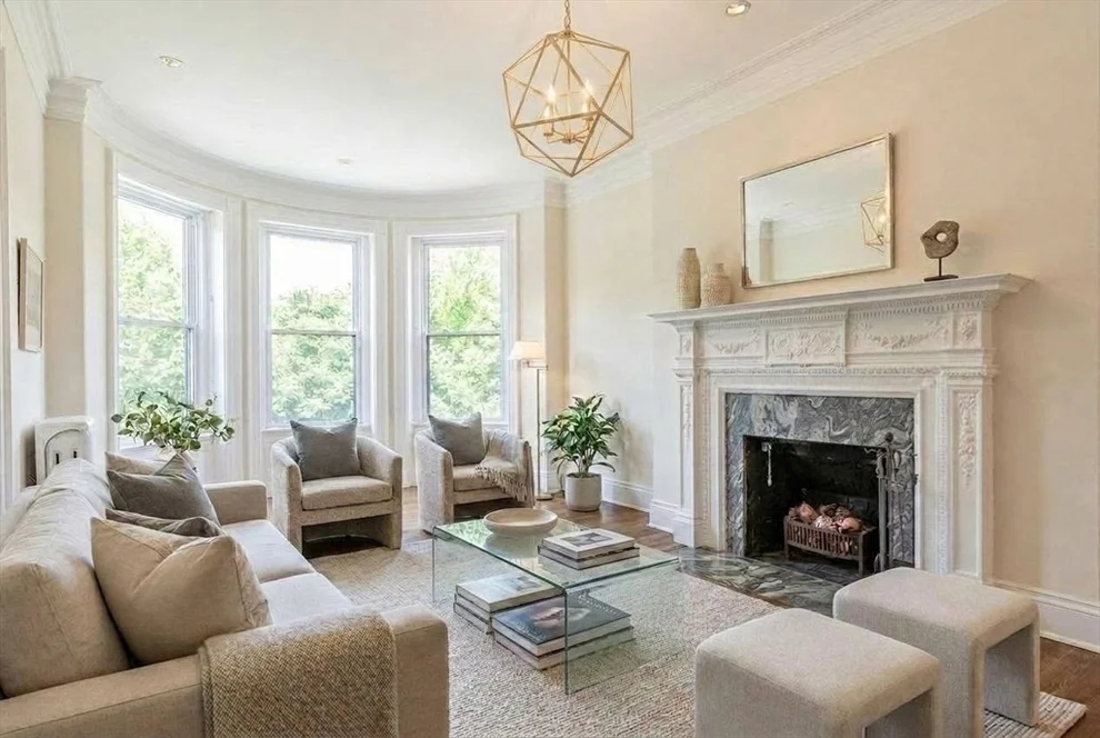 Unit for sale at 308 Commonwealth Ave, Boston, MA 02115