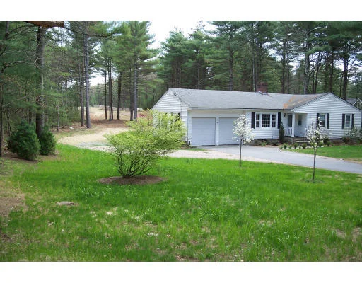 Unit for sale at 122 Old Garrison Rd, Sudbury, MA 01776