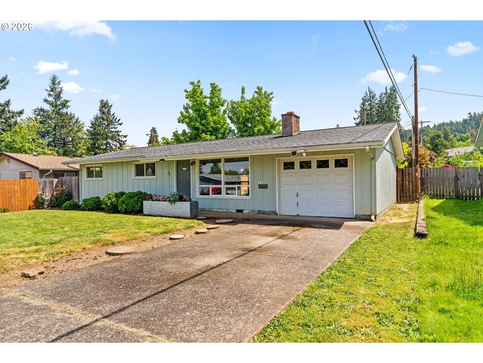 Unit for sale at 1128 S 11TH ST, CottageGrove, OR 97424