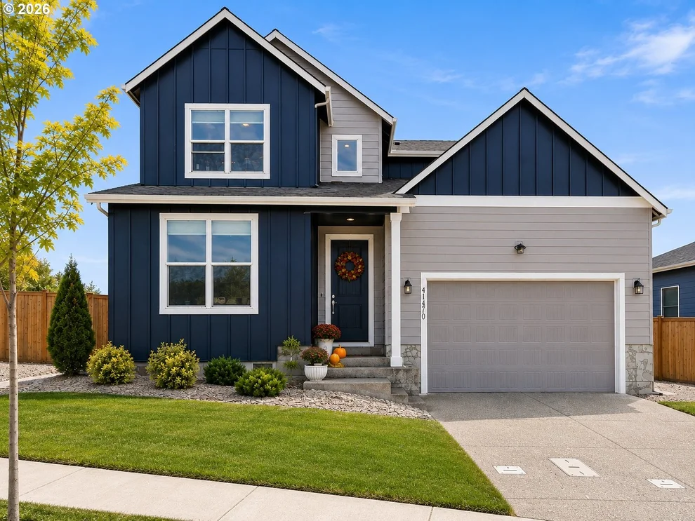 Unit for sale at 41470 METOLIUS AVE, Sandy, OR 97055
