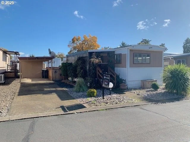 Unit for sale at 2150 LAURA ST, Springfield, OR 97477