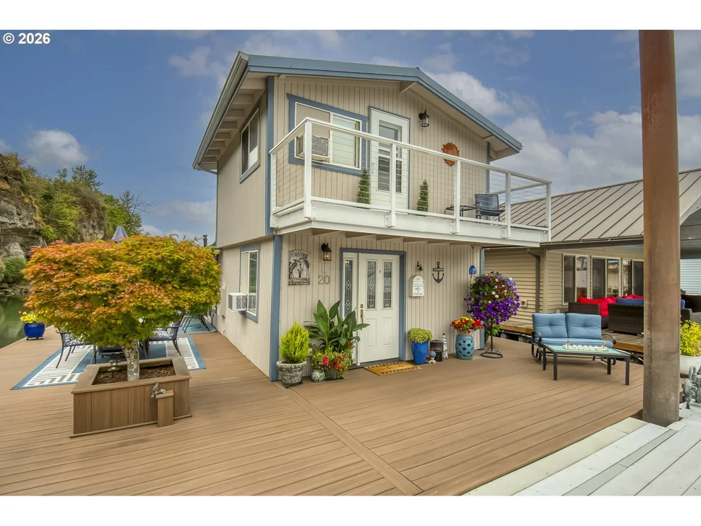 Unit for sale at 19609 NE Marine DR, Portland, OR 97230