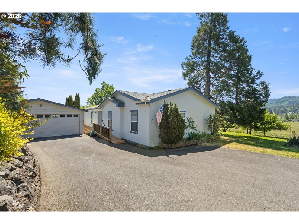 Unit for sale at 1971 E SIXTH AVE, Sutherlin, OR 97479