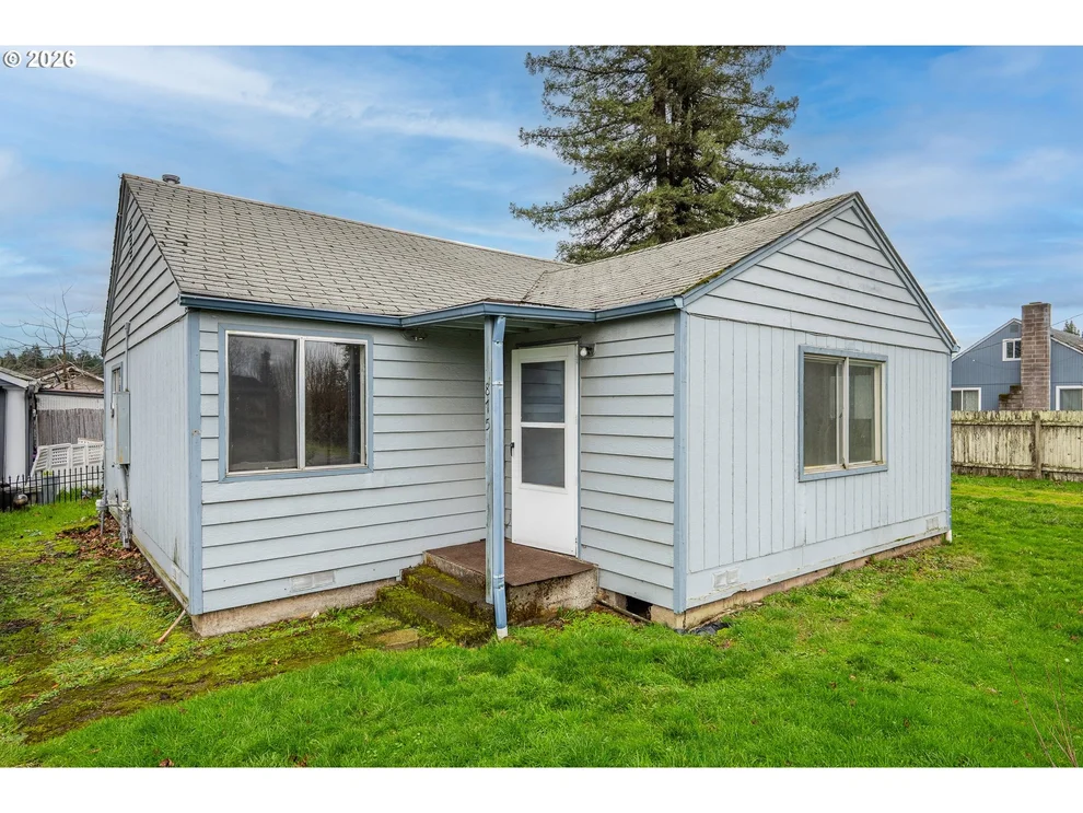 Unit for sale at 875 S 43RD ST, Springfield, OR 97478