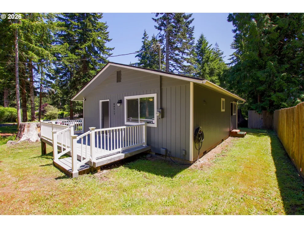 Unit for sale at 89517 SHORE CREST DR, Florence, OR 97439