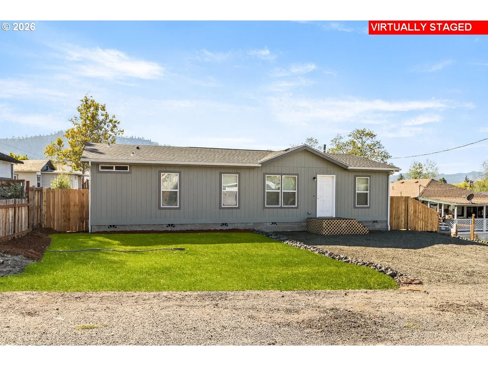 Unit for sale at 271 SE ROBINSON ST, Winston, OR 97496