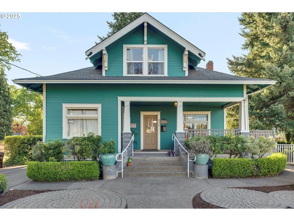 Unit for sale at 835 N MAIN AVE, Gresham, OR 97030
