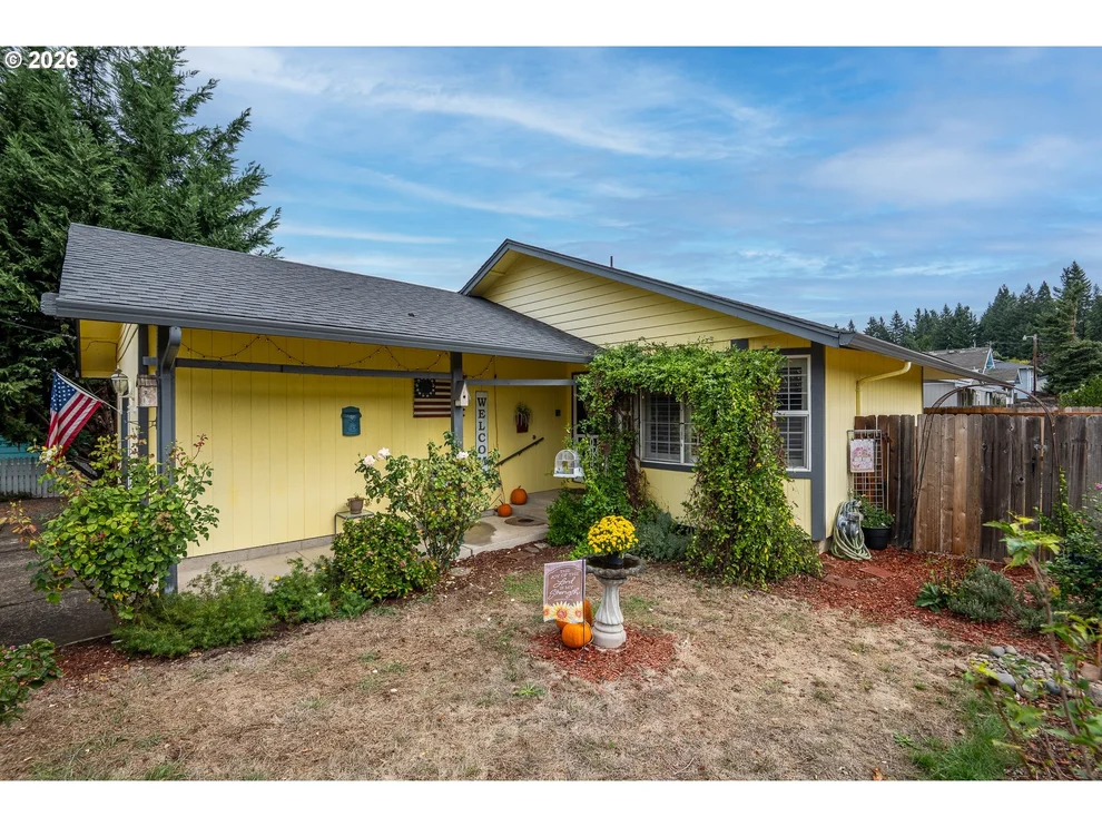 Unit for sale at 90 S 17TH ST, CottageGrove, OR 97424