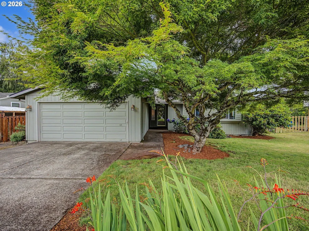 Unit for sale at 1618 SW 3RD DR, Gresham, OR 97080