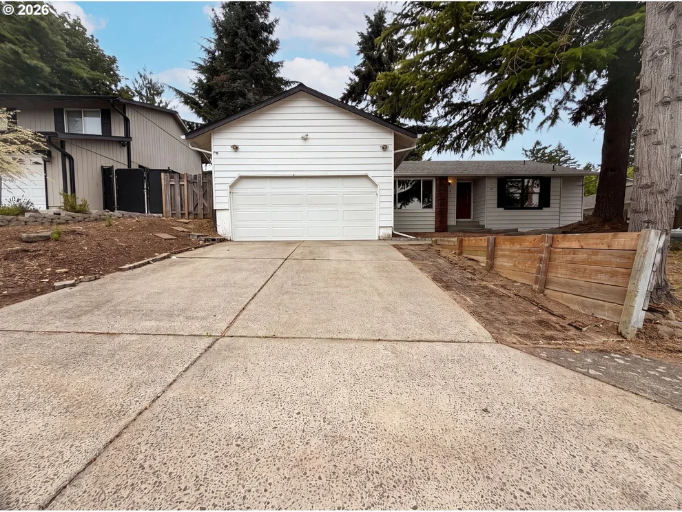 Unit for sale at 3755 SW 4TH ST, Gresham, OR 97030