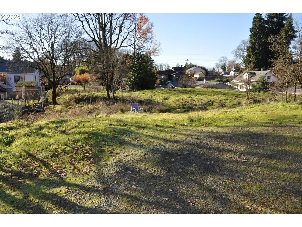 Unit for sale at S 13TH ST, StHelens, OR 97051