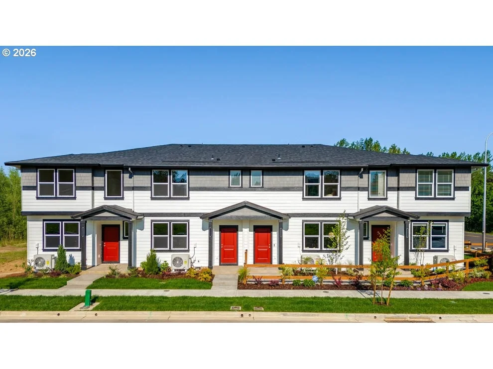 Unit for sale at 3421 SW Thomas AVE, Gresham, OR 97080